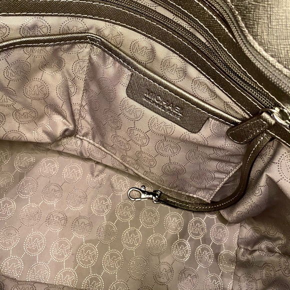 Michael Kors bag - Picture 4 of 8